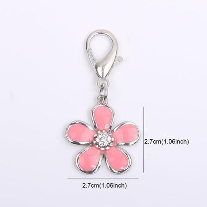 XKSRWE crystal pet jewelry charm attached to a dog necklace