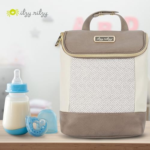 Itzy Ritzy bottle bag used as a lunch container with food
