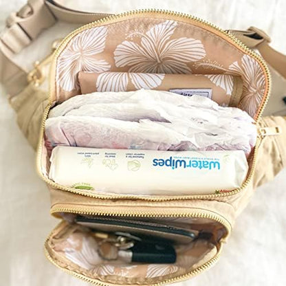 Close up detail of Ditty Co. Lanikai bag fabric and hardware.