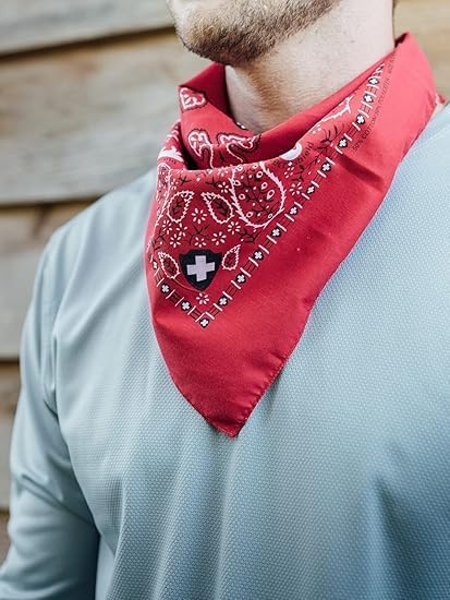 Authentic USA imported Insect Shield bandana highlighting the machine washable and odorless product features.