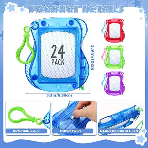 Children holding Chinco mini magnetic drawing boards with keychains