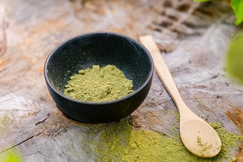 Close up of Grizzly Mountain beard dye herbal powder texture