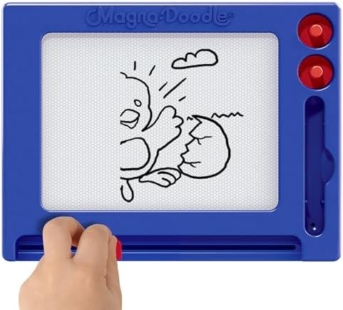 Side profile of portable magnetic sketch pad for kids