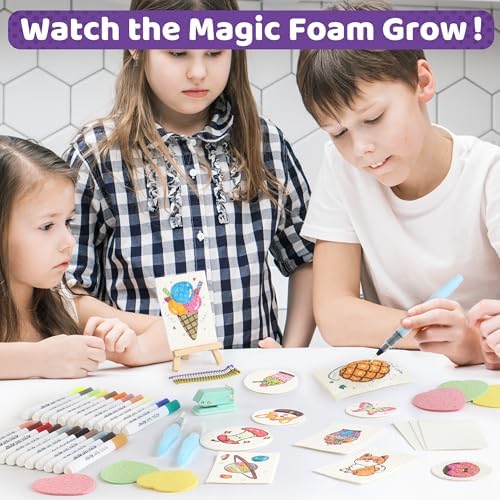 The mini display stand showcasing a completed colorful 3D magic foam painting.