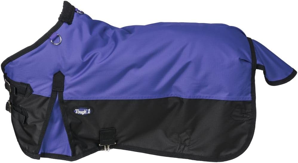 Close up of 600 denier ripstop fabric and adjustable straps