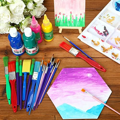 Lincia paint brush bulk pack displayed openly highlighting the various sizes for classroom art projects.