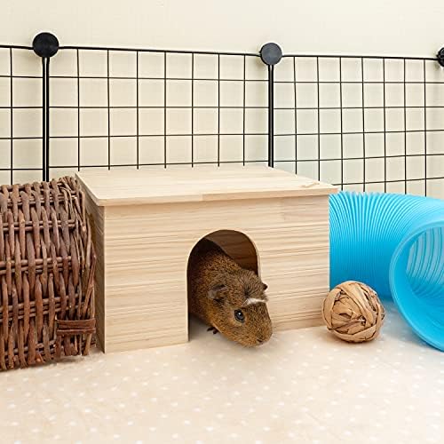 Niteangel Chinchilla and Guinea Pigs Hut Hideout side angle view