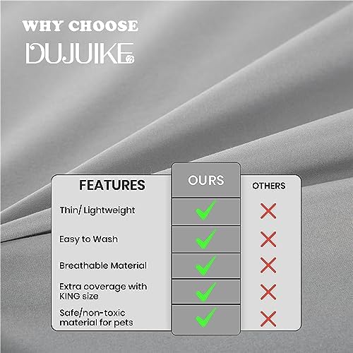 Waterproof pet blanket for bed and sofa protection against urine stains.