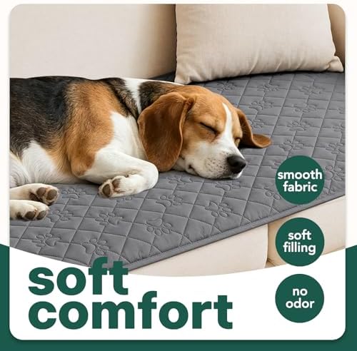 Non slip rubber backing on the underside of the PAWFINITY scratch resistant mat