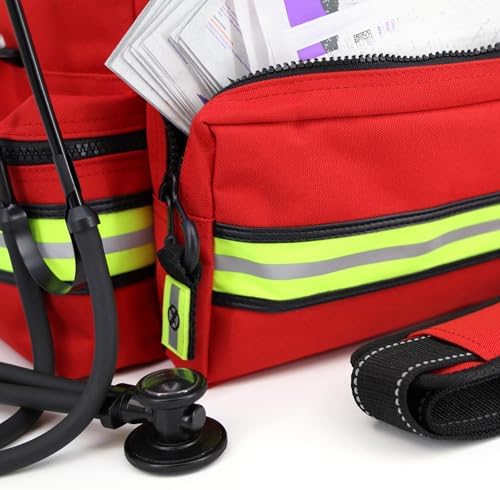 Detailed view of heavy-duty nylon construction and zippers on the LXMB25 responder bag.