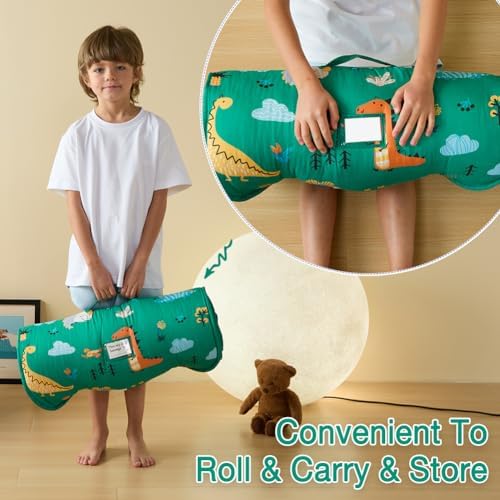 Beeweed preschool bedding set detailing the removable pillow feature