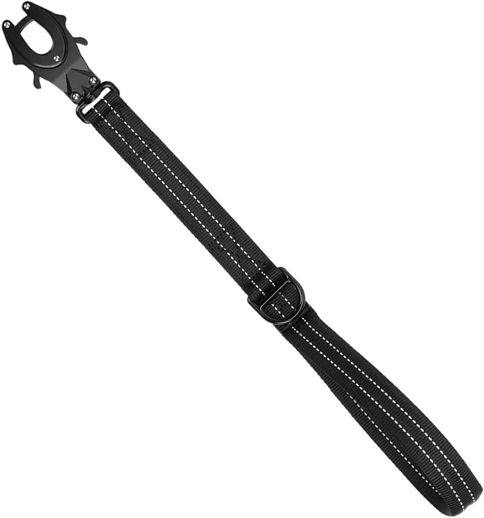 ICEFANG heavy duty short training leash packaging and components for medium and large dogs.