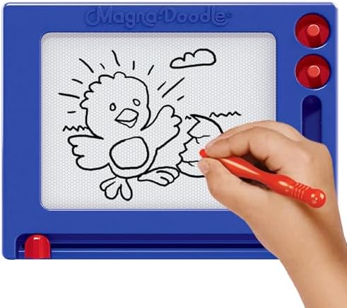 Close up of magnetic screen and slide eraser bar