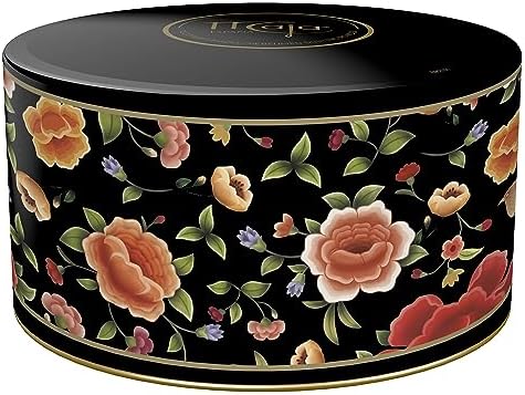 Authentic Maja Spanish scented talcum powder for moisture absorption.