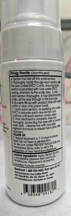 Non-toxic lice treatment kit for kids featuring homeopathic ingredients.