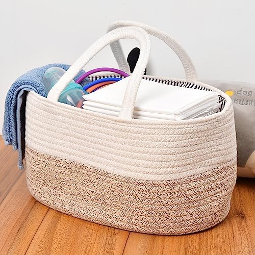 Rocinha disposable changing pad box and product close up