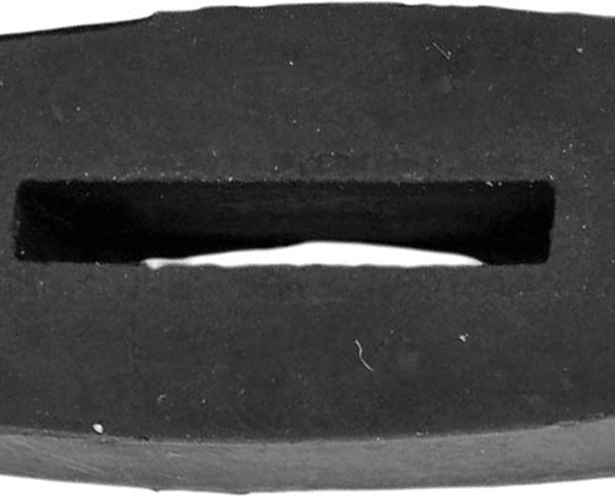 Close up of brown rubber material on Shires rein stops