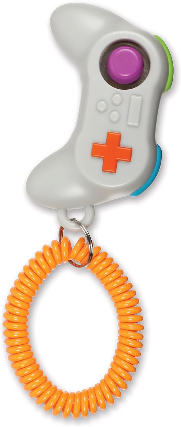 Brightkins Smarty Pooch puppy training clicker packaging view for imported pet accessories.