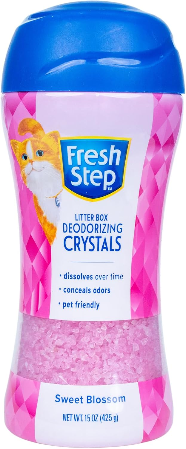 Close up of Fresh Step non toxic litter crystals texture
