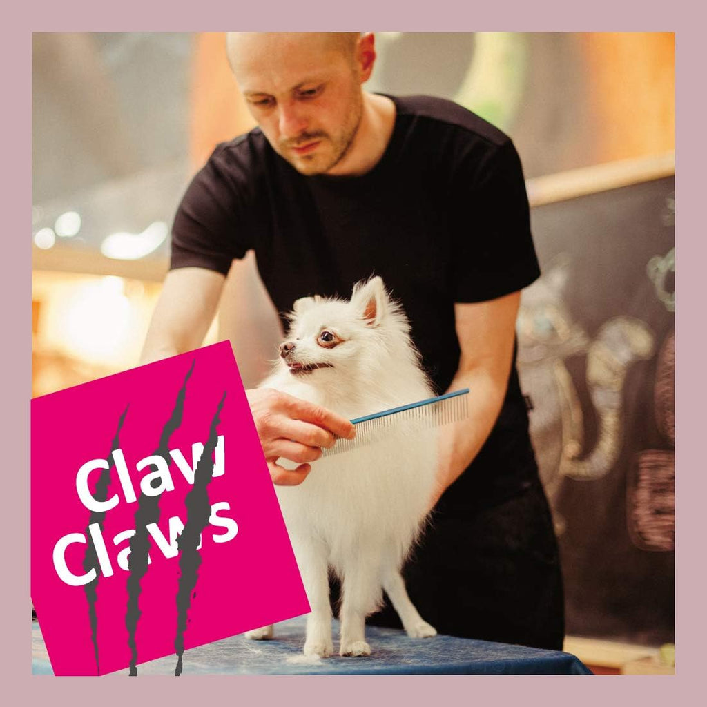 Packaging view of the Claw Claws pet aluminum comb with tapered anti-scratch steel pins
