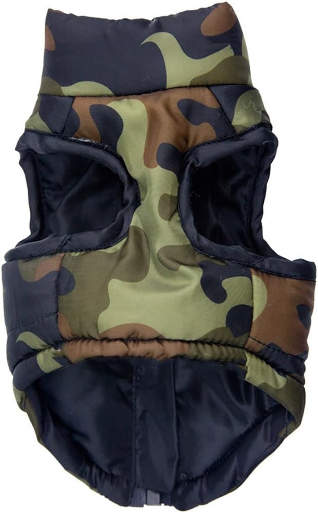 Reversible dog jacket camouflage and quilted texture