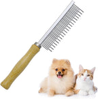 Litewoo comb removing loose fur from a pet