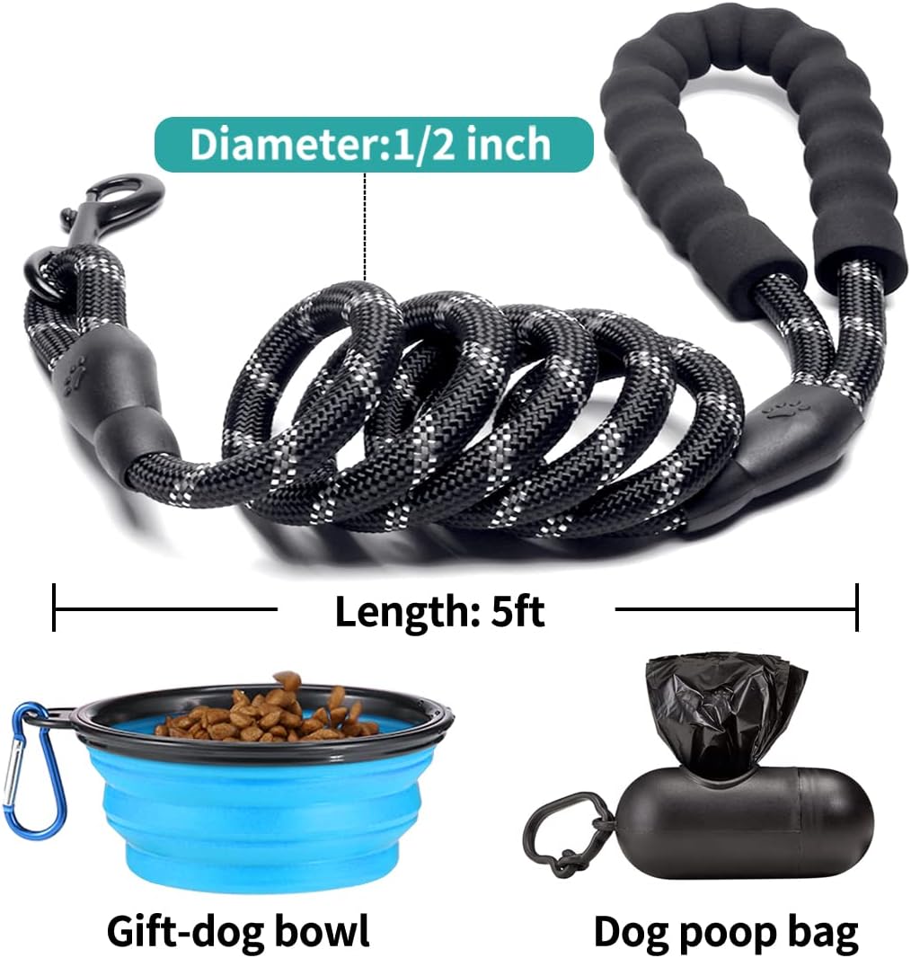 Soft foam padded wrist support handle on a black and purple dog leash set.