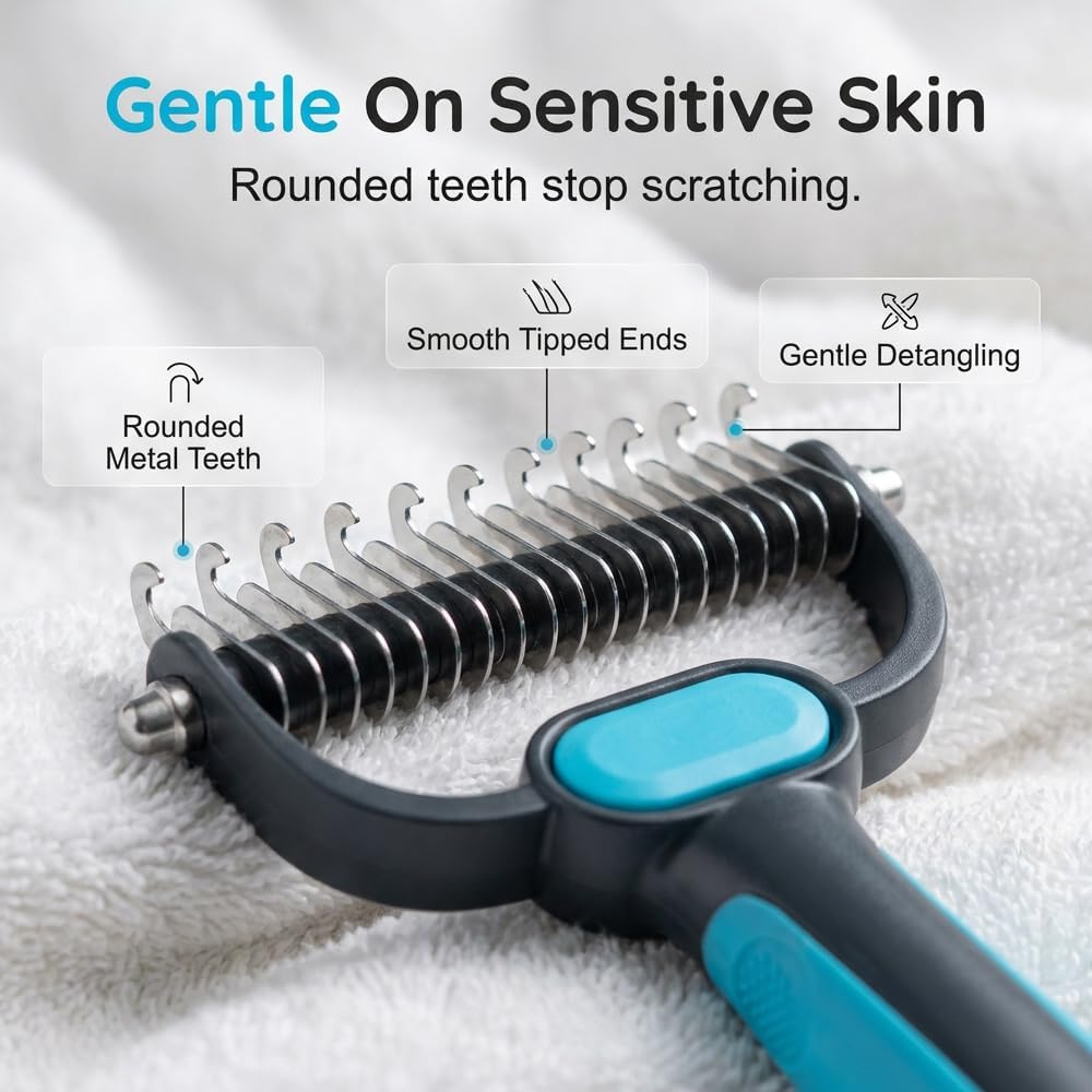 Blue and black anti-slip handle of Commema pet rake