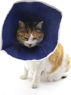 Cat wearing the QIYADIN soft recovery collar comfortably during rest