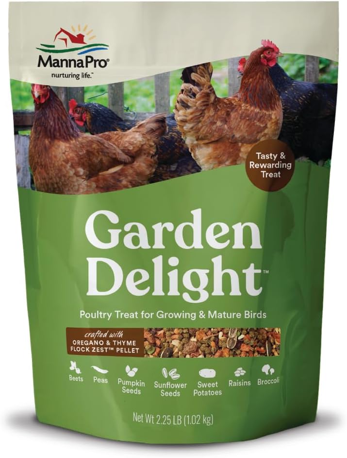 Manna Pro Garden Delight Poultry Treat front view premium chicken snack bag