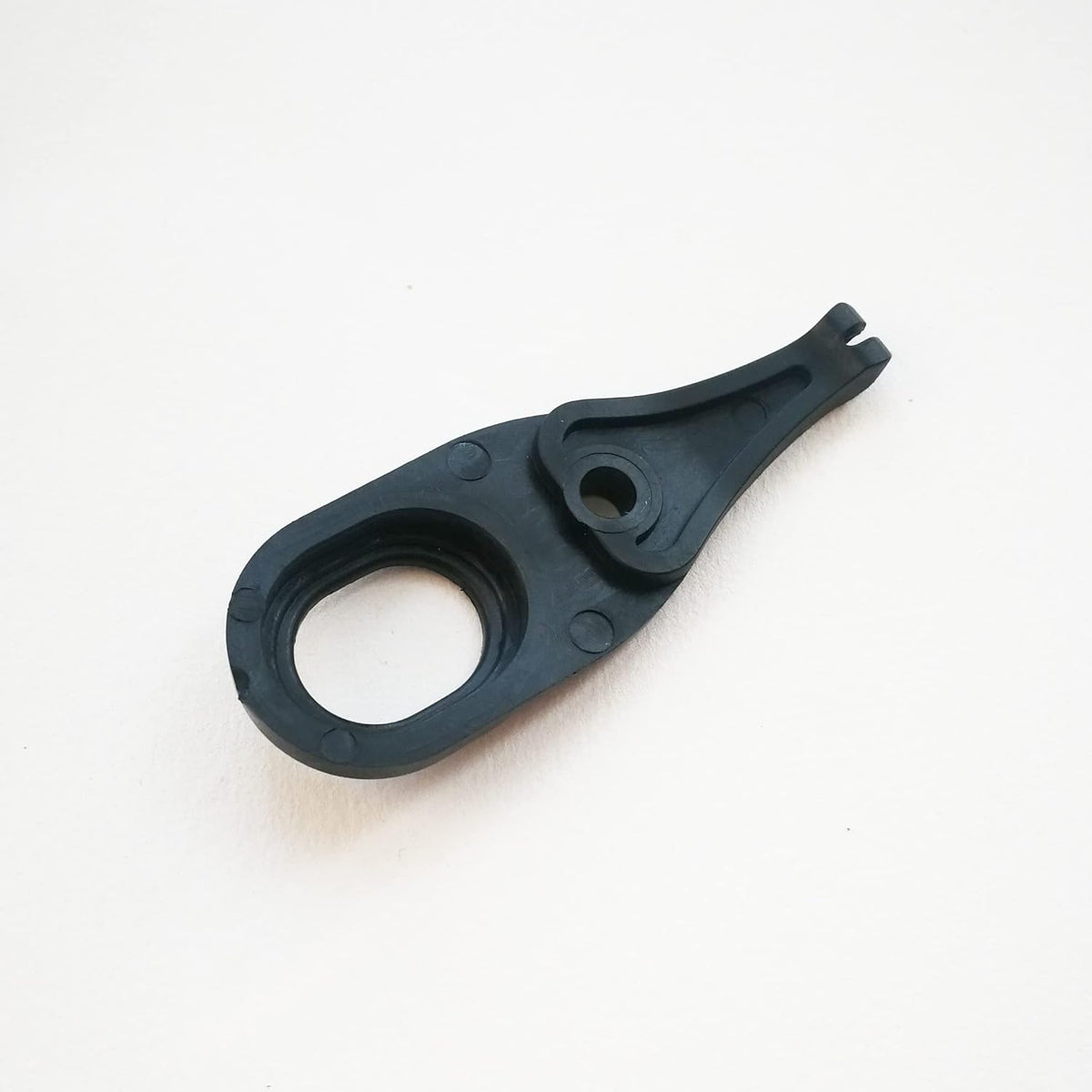 Mechanical replacement drive components for professional pet trimmer servicing