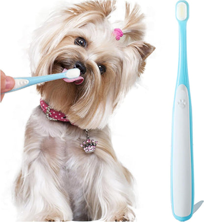 Detailed bristles of MoonyMars tiny pet teeth cleaner
