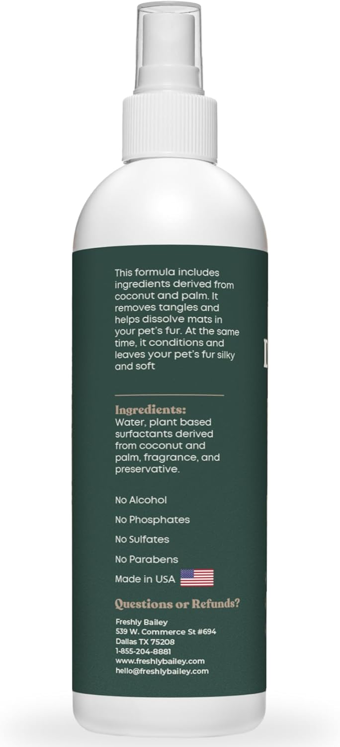 Natural coconut and palm extract dog grooming spray for curly coats
