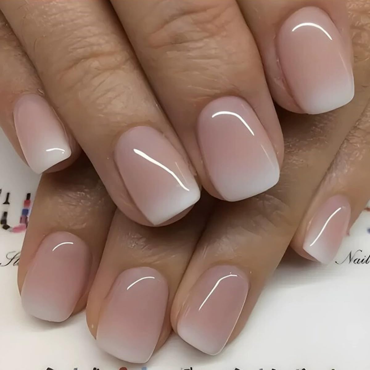 Juggssa short square French ombre press on nails front view