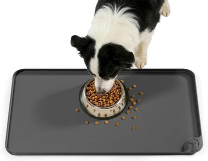 Esthello waterproof pet feeding mat front view
