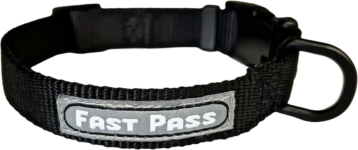 Packaging view of the metal-free airport travel set for small pets.