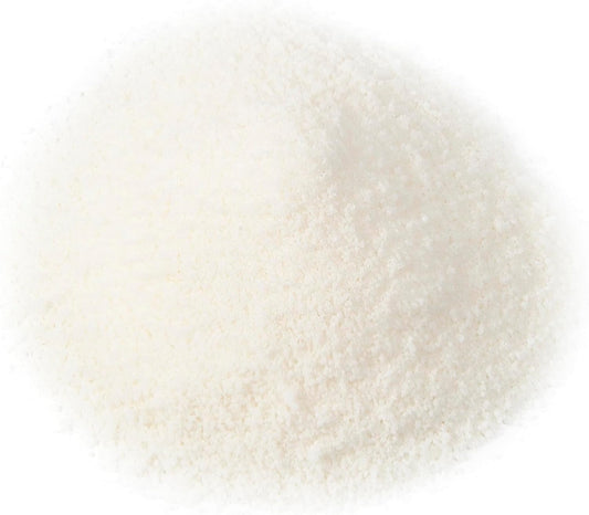 Manna Pro poultry water additive close up view detailing probiotic and electrolyte benefits