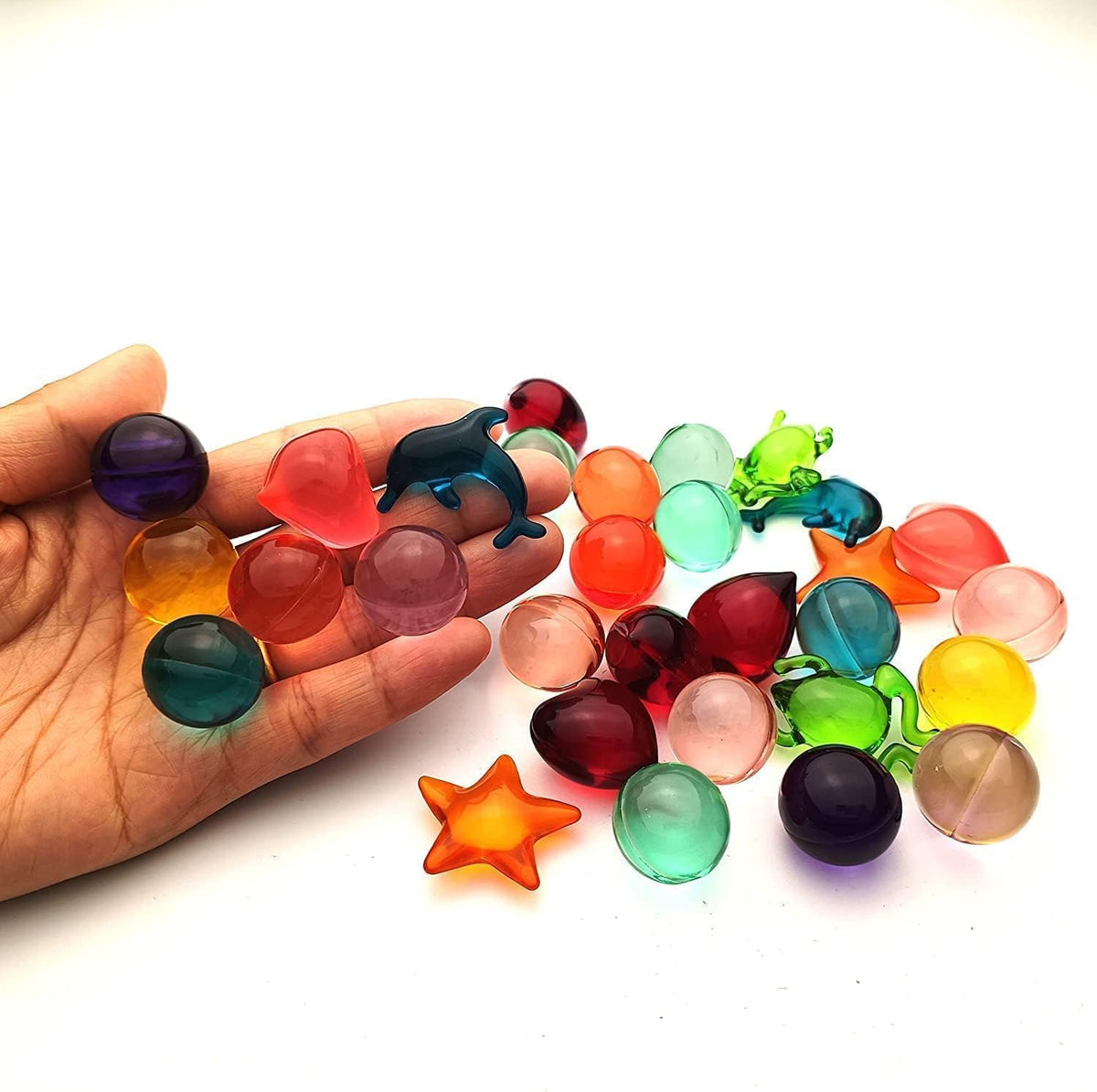 Laiqucraft natural plant based bath oil beads bottle front view