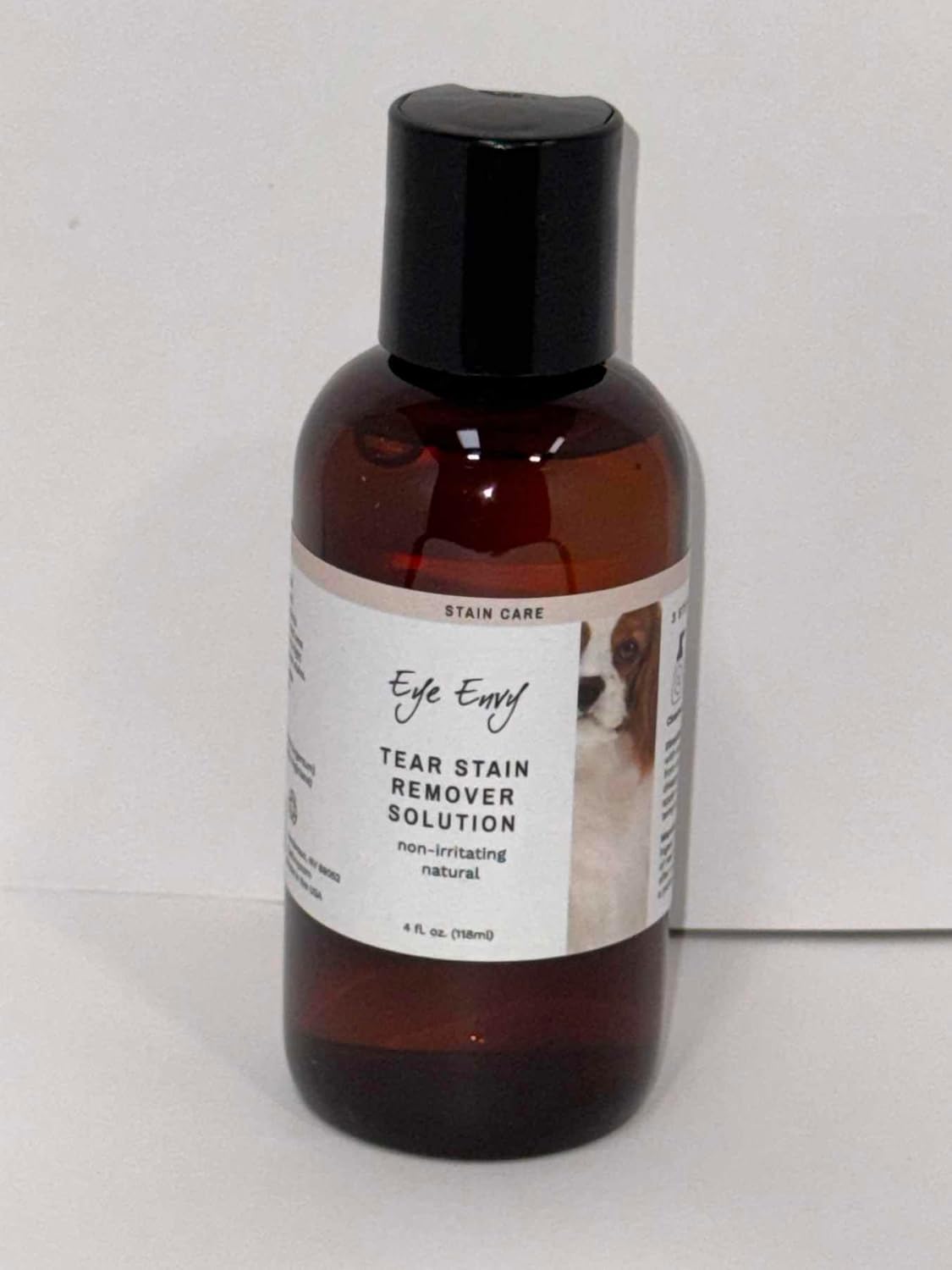 Eye Envy dog tear stain treatment on white dog breed face