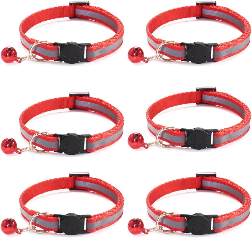 Side view of the lightweight and soft texture of the woven pet collar material