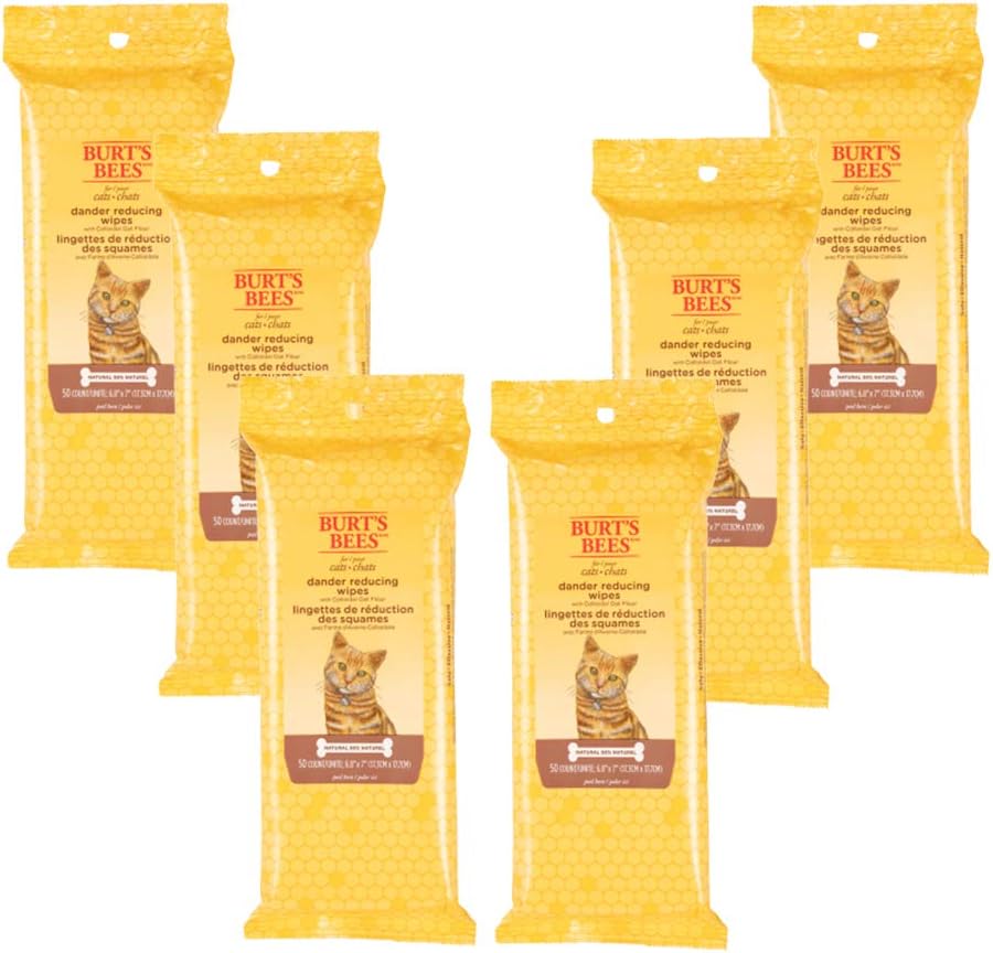 Burt's Bees For Pets cat dander reducing wipes front view packaging