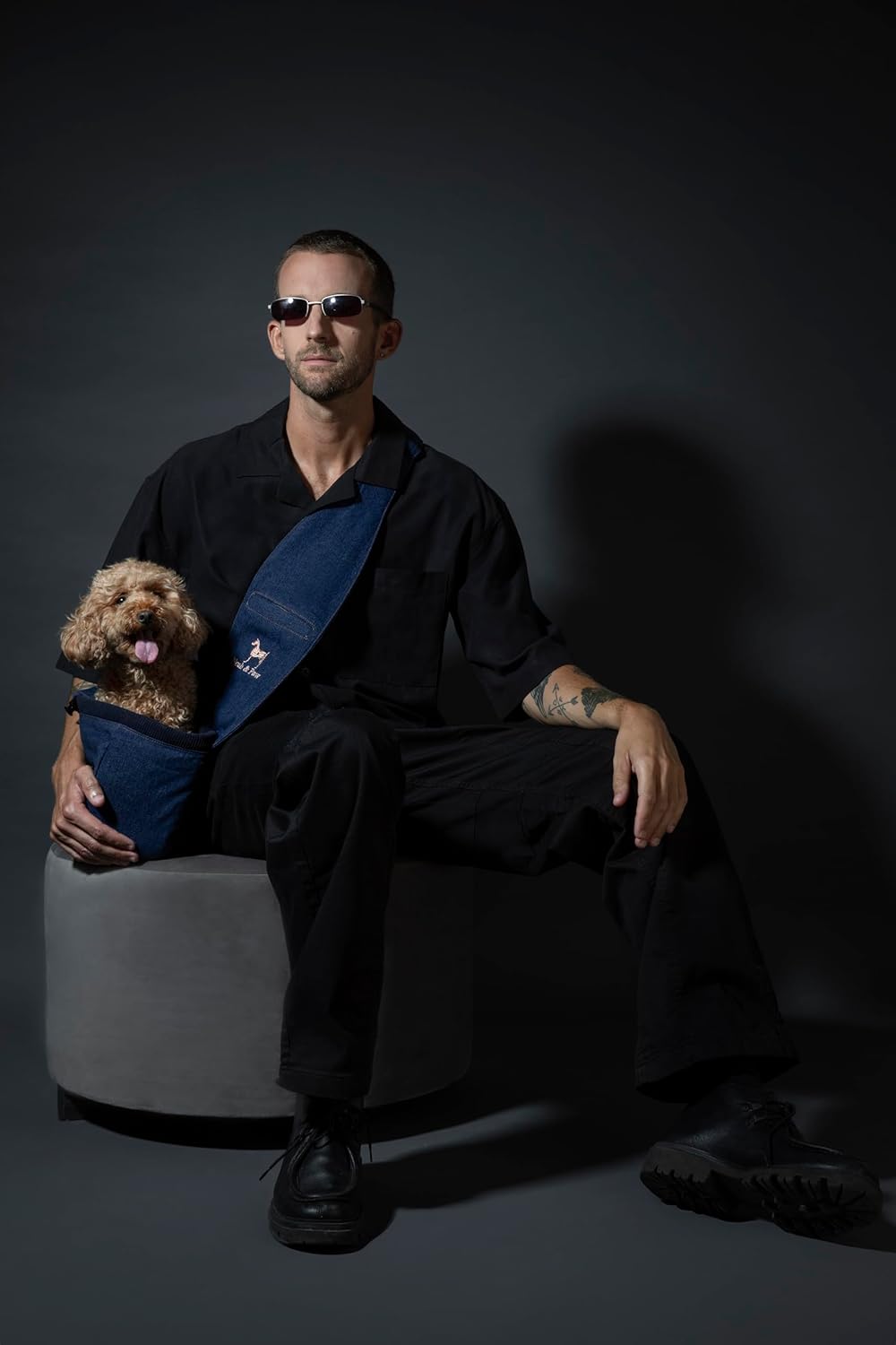 Side view of Noah and Paw dog carrier with adjustable strap