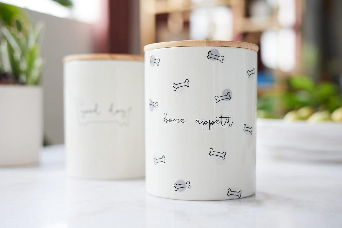 Pearhead Bone Appetite jar filled with dog biscuits