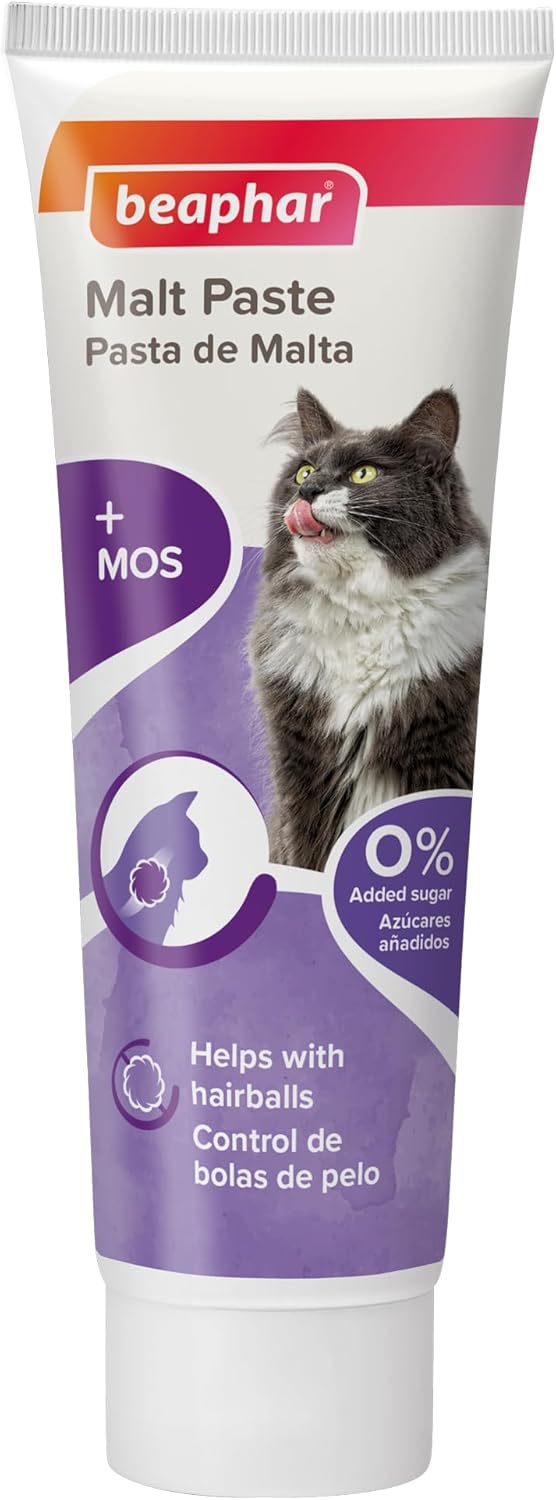 Beaphar dual action hairball paste packaging and key features label close up