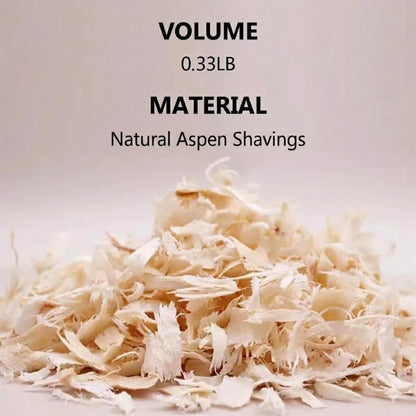 Manon Rosa wood shavings in a parakeet nesting box
