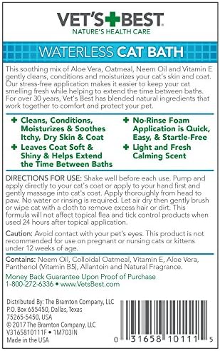 Foam texture of waterless cat shampoo