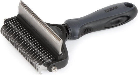 Shires Ezi-Groom Tidy Up Comb Blue ergonomic handle detail