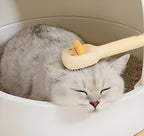 Retractable self cleaning mechanism clearing fur from the animal comb effortlessly.