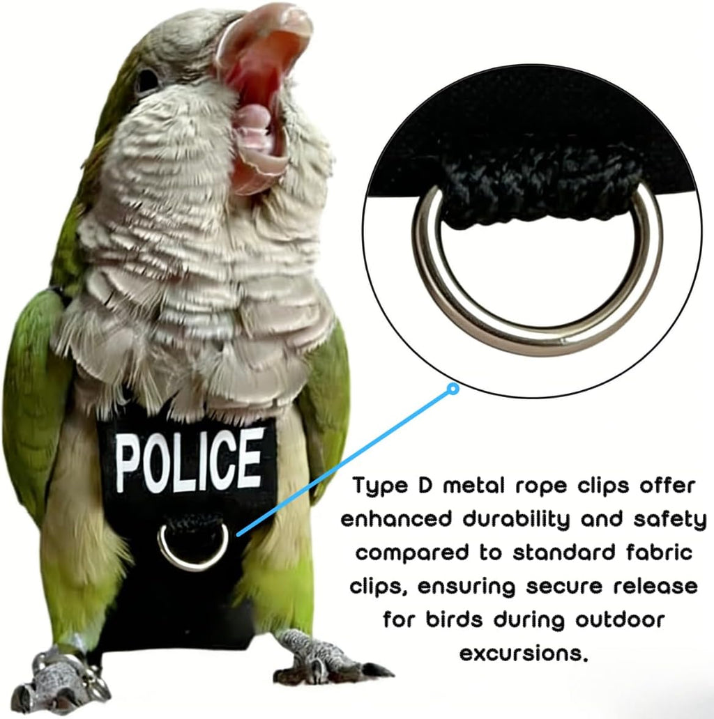 Demonstration of 3D bottom pocket design for pet bird hygiene