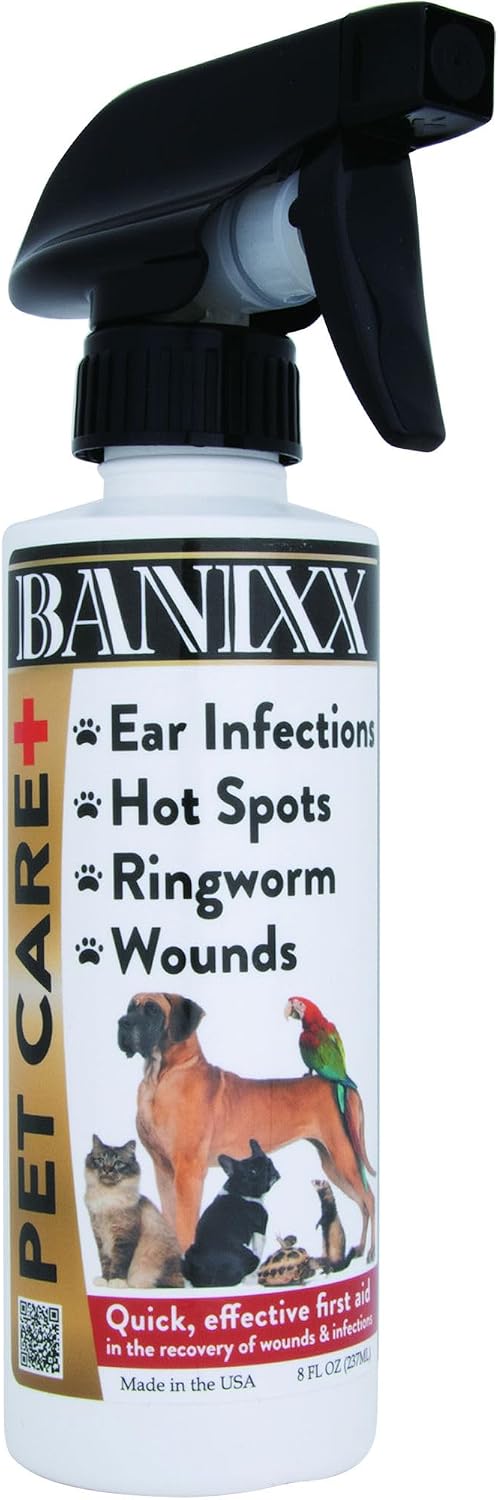 Banixx antimicrobial pet spray front view bottle packaging